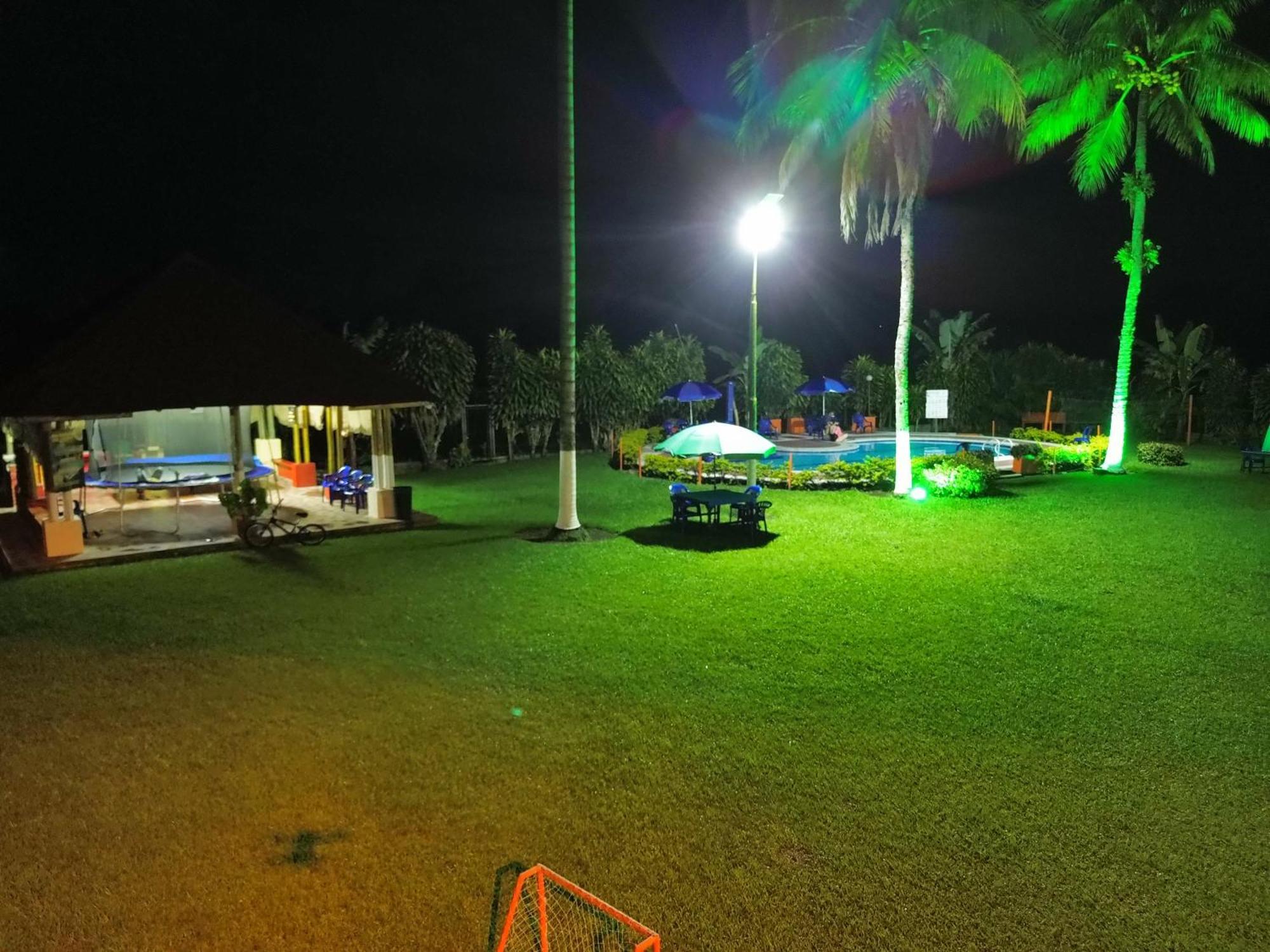 Finca Hotel Los Cocos Монтенегро Екстер'єр фото